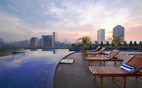 Merlynn Park Hotel Jakarta Exterior photo